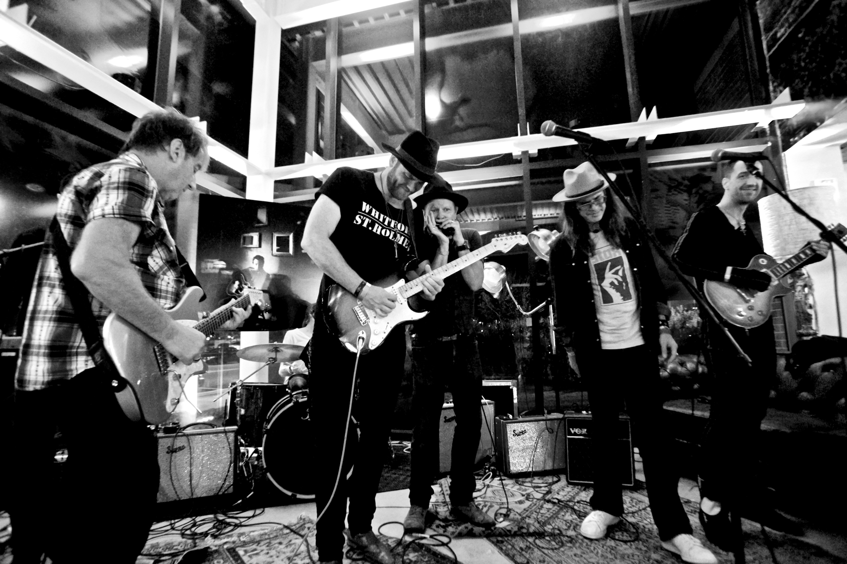 Danny Clinch
Rachel Ana Dobken
Jackson Pines 
and Special Guest
London Souls
Joe Grushecky
The Asbury Hotel
Asbury Park, NJ
July 8, 2017

DerekBrad.com